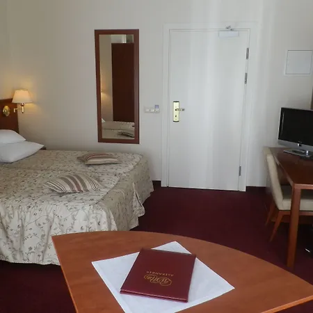 Willa Alexander Resort&SPA - caloroczny kryty BASEN-2